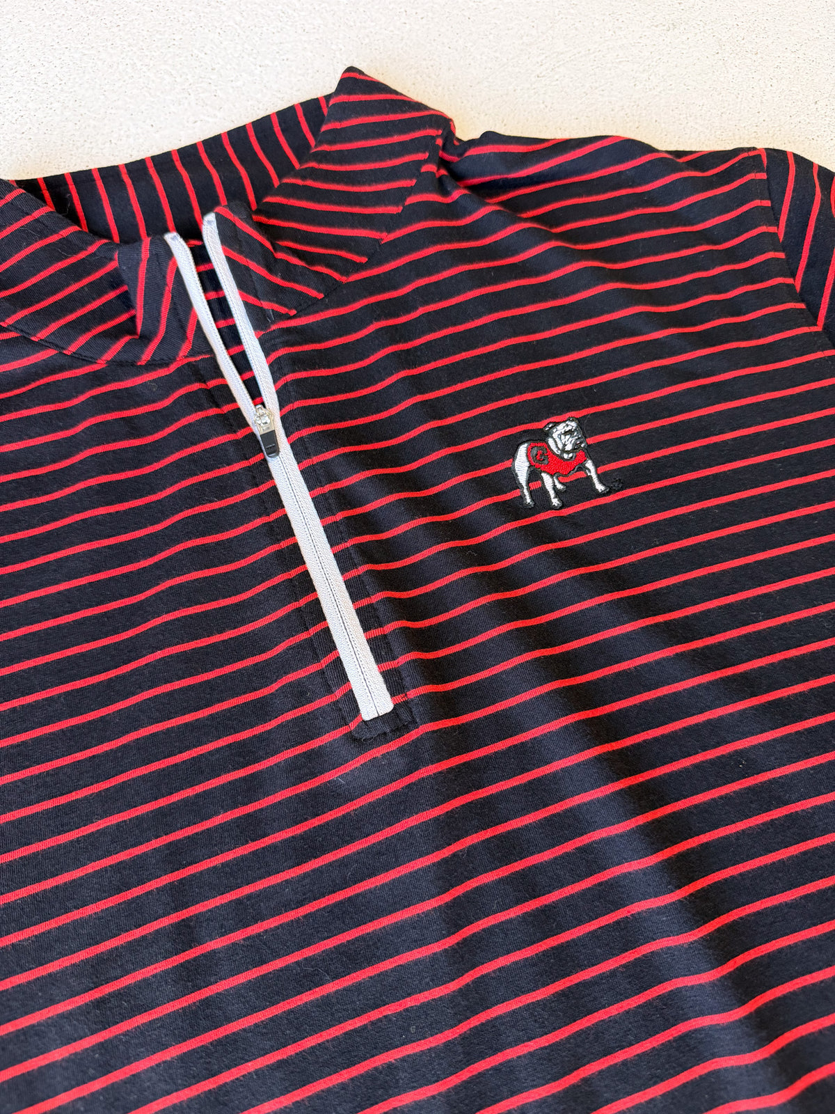 Peach State Pride | UGA® Standing Dawg 1/4 Zip Pullover