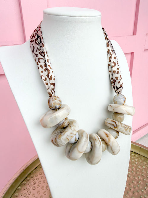 LOVE LEMON LANE | Resin Disc Leopard Statement Necklace - Ivory Tortoise