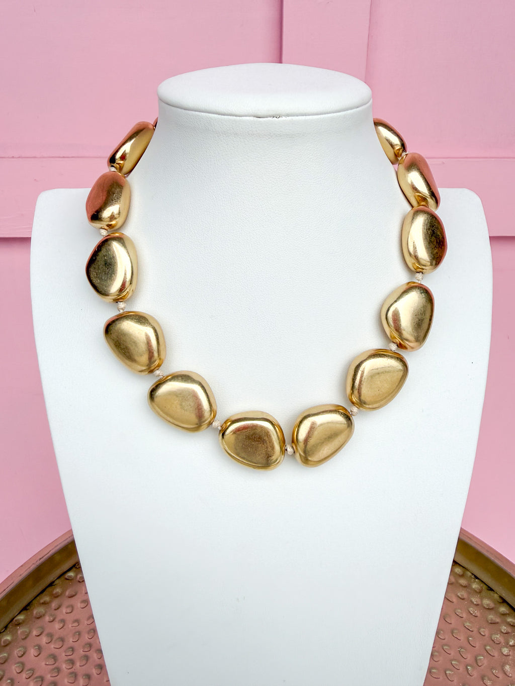 LOVE LEMON LANE | Polished Pebble Necklace - Gold