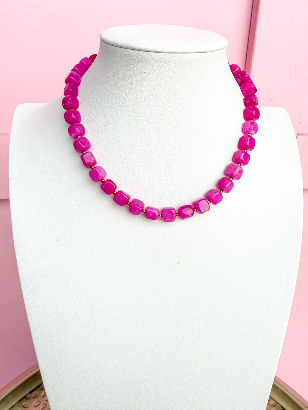LOVE LEMON LANE | Faceted Square Glass Bead Necklace - Magenta