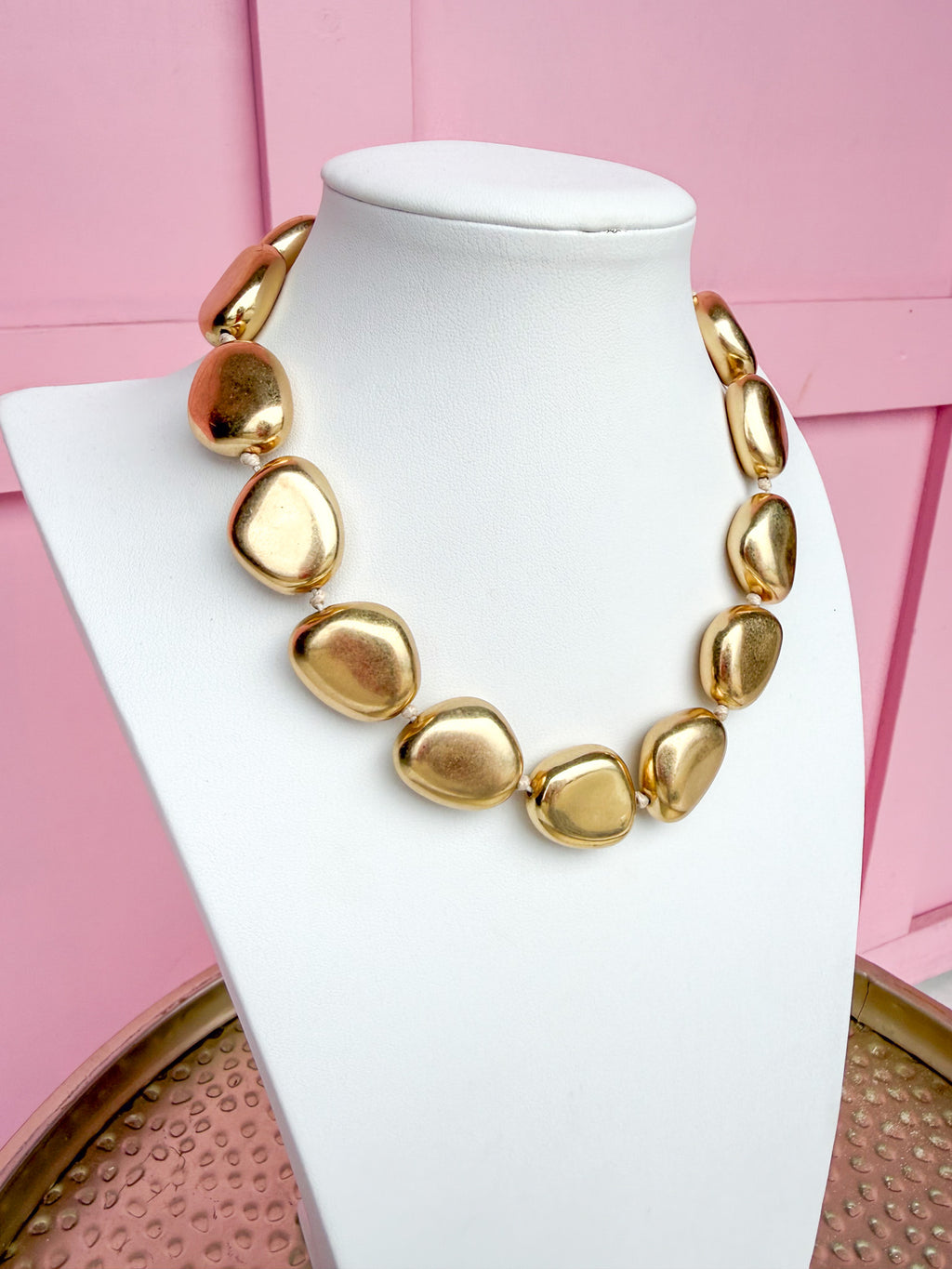 LOVE LEMON LANE | Polished Pebble Necklace - Gold