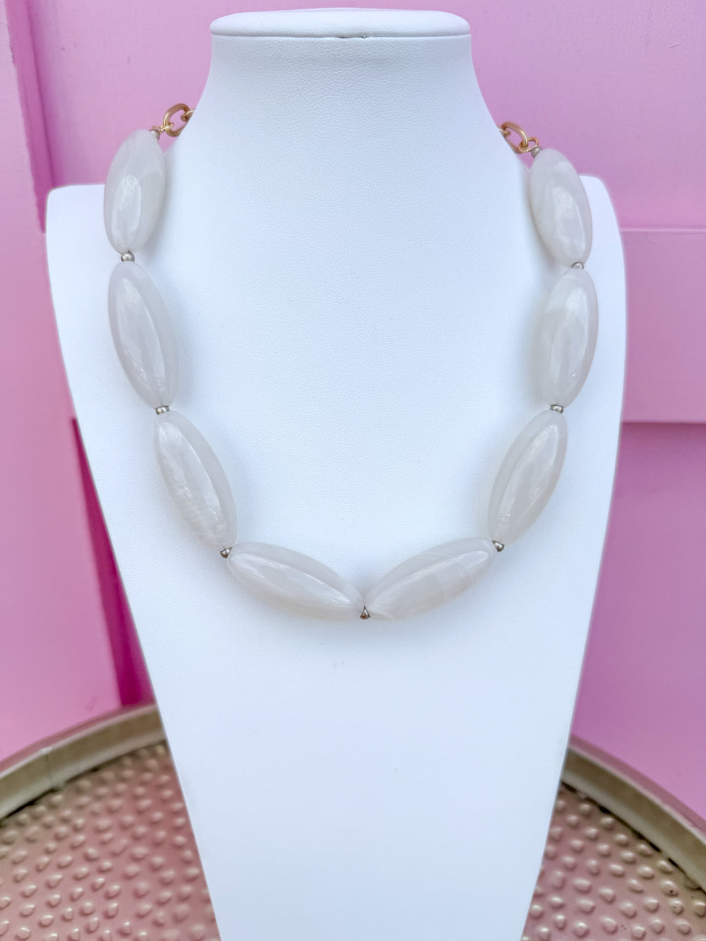 Catherine Glossy Collar Necklace - White