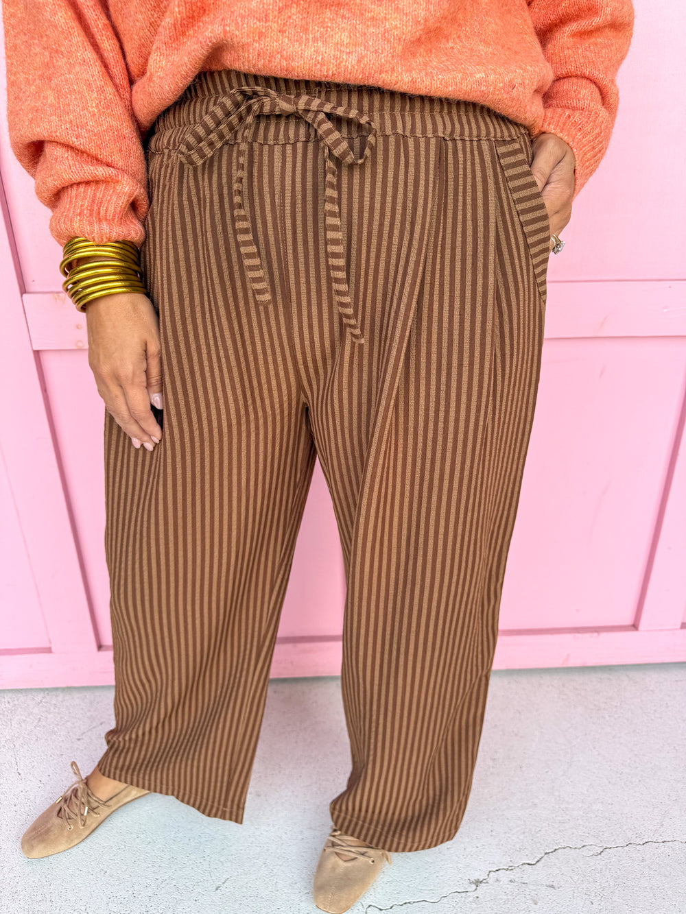 Crinkle & Stripe Wide Leg Pants - Brown