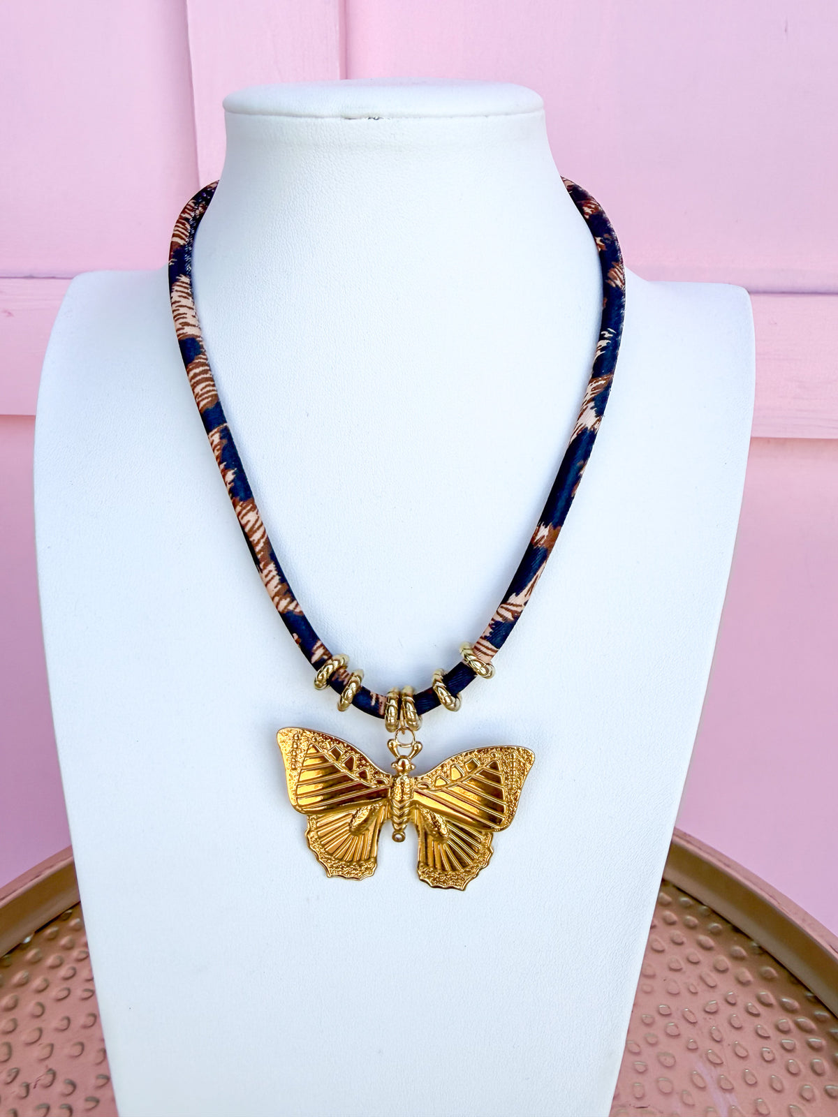 LOVE LEMON LANE | Corded Butterfly Necklace - Leopard
