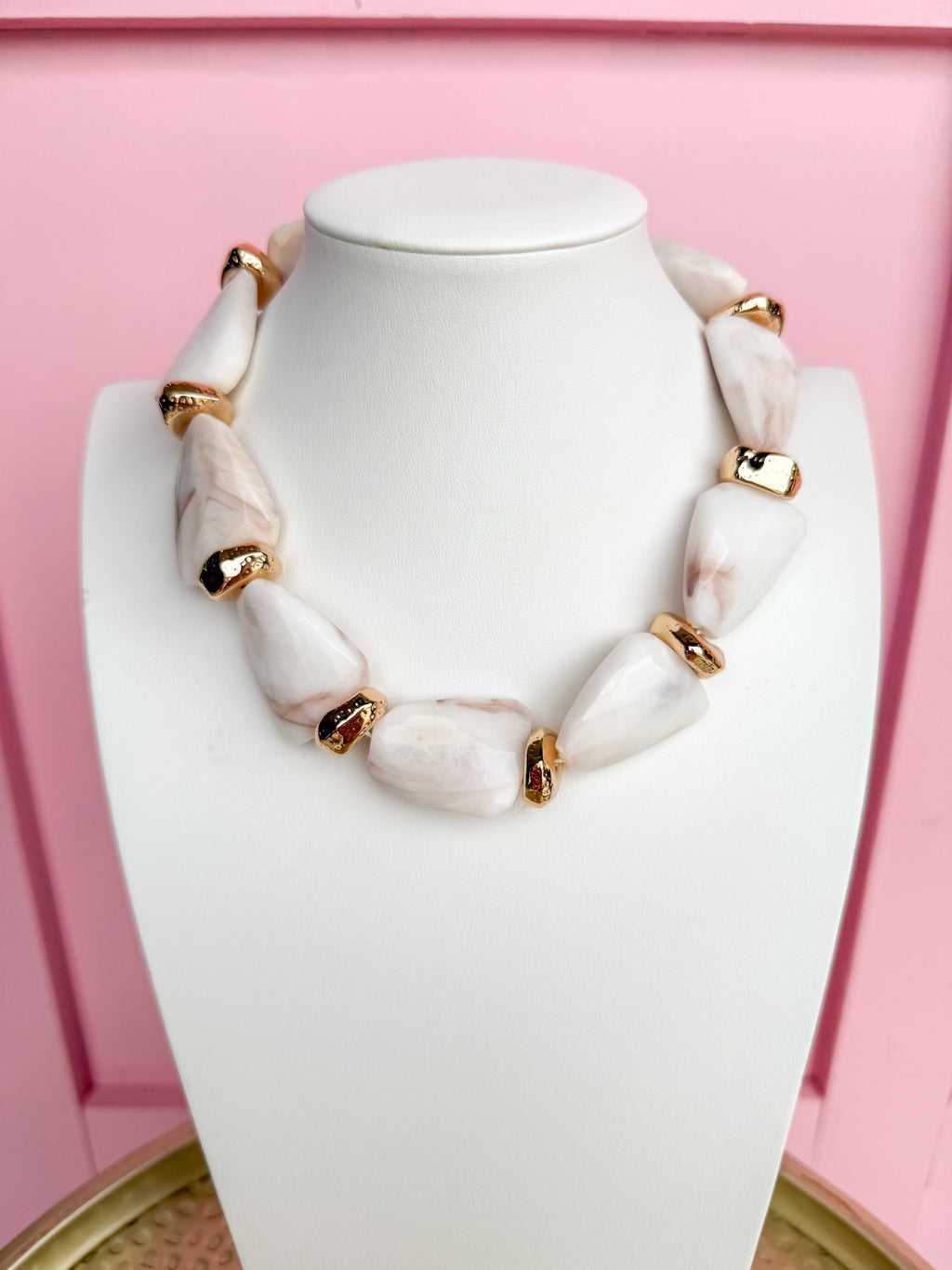 LOVE LEMON LANE | Marbled Stone Statement Necklace - Ivory