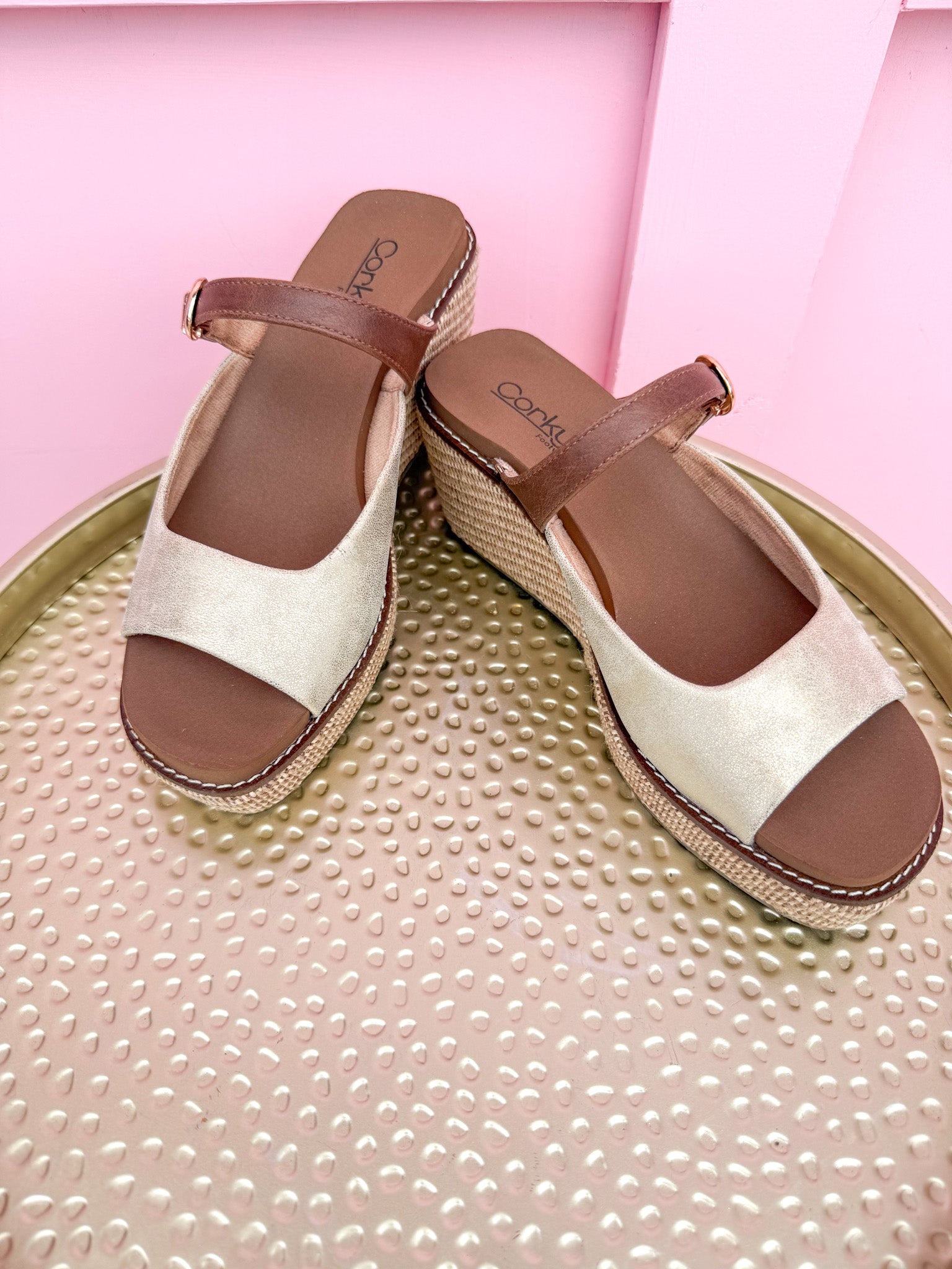 CORKYS| Treat Yourself Wedge - Gold Combo
