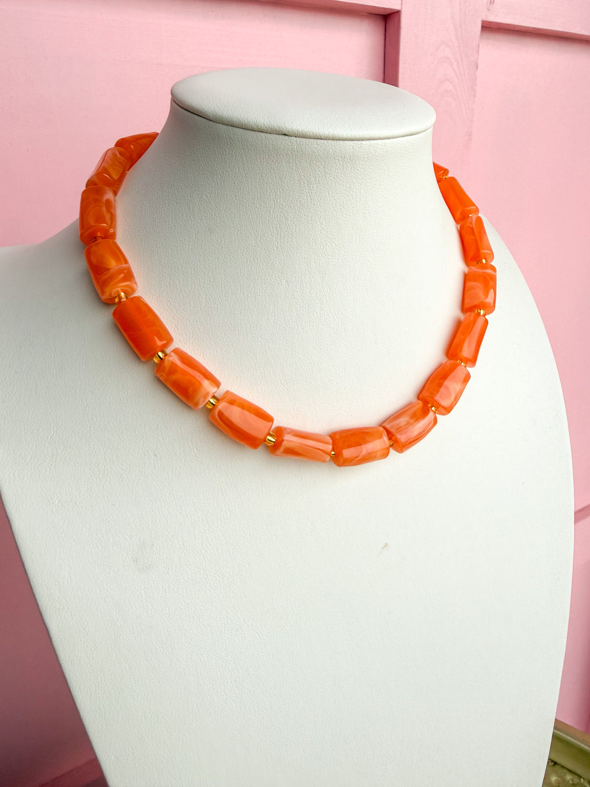 LOVE LEMON LANE | Marbled Cylinder Bead Necklace - Orange