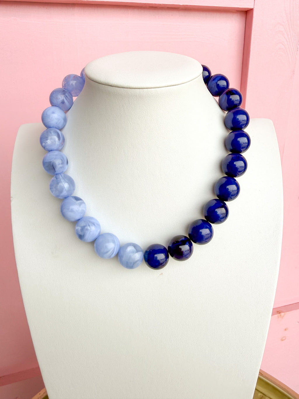 LOVE LEMON LANE | Colorblock Round Bead Necklace - Blue/Light Blue