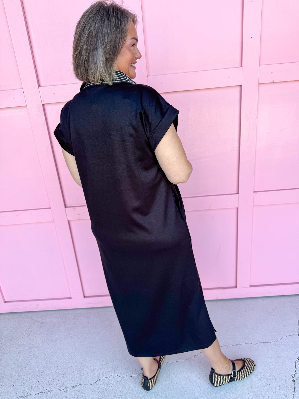 Chic Staple Dress - Black