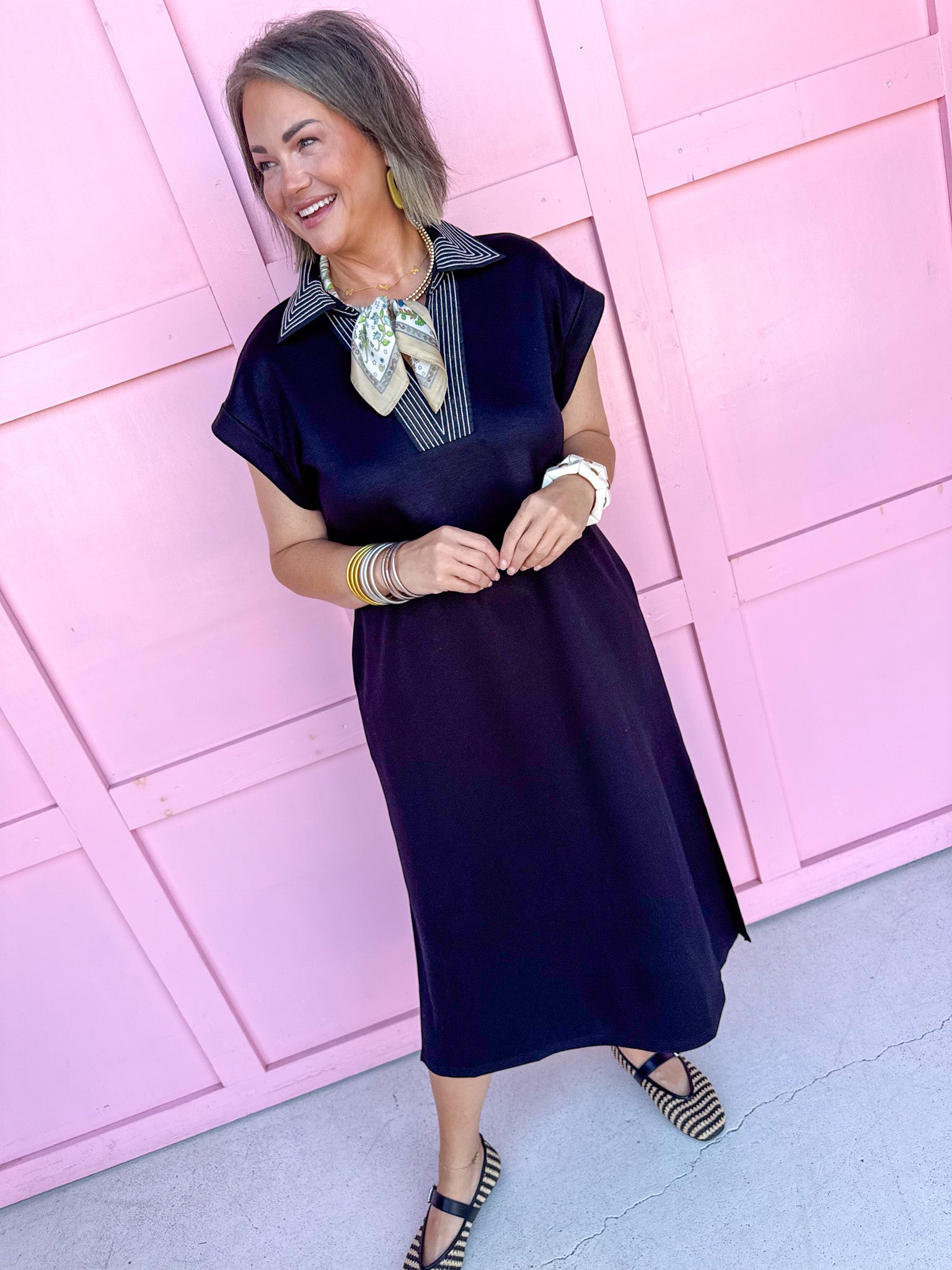 Chic Staple Dress - Black