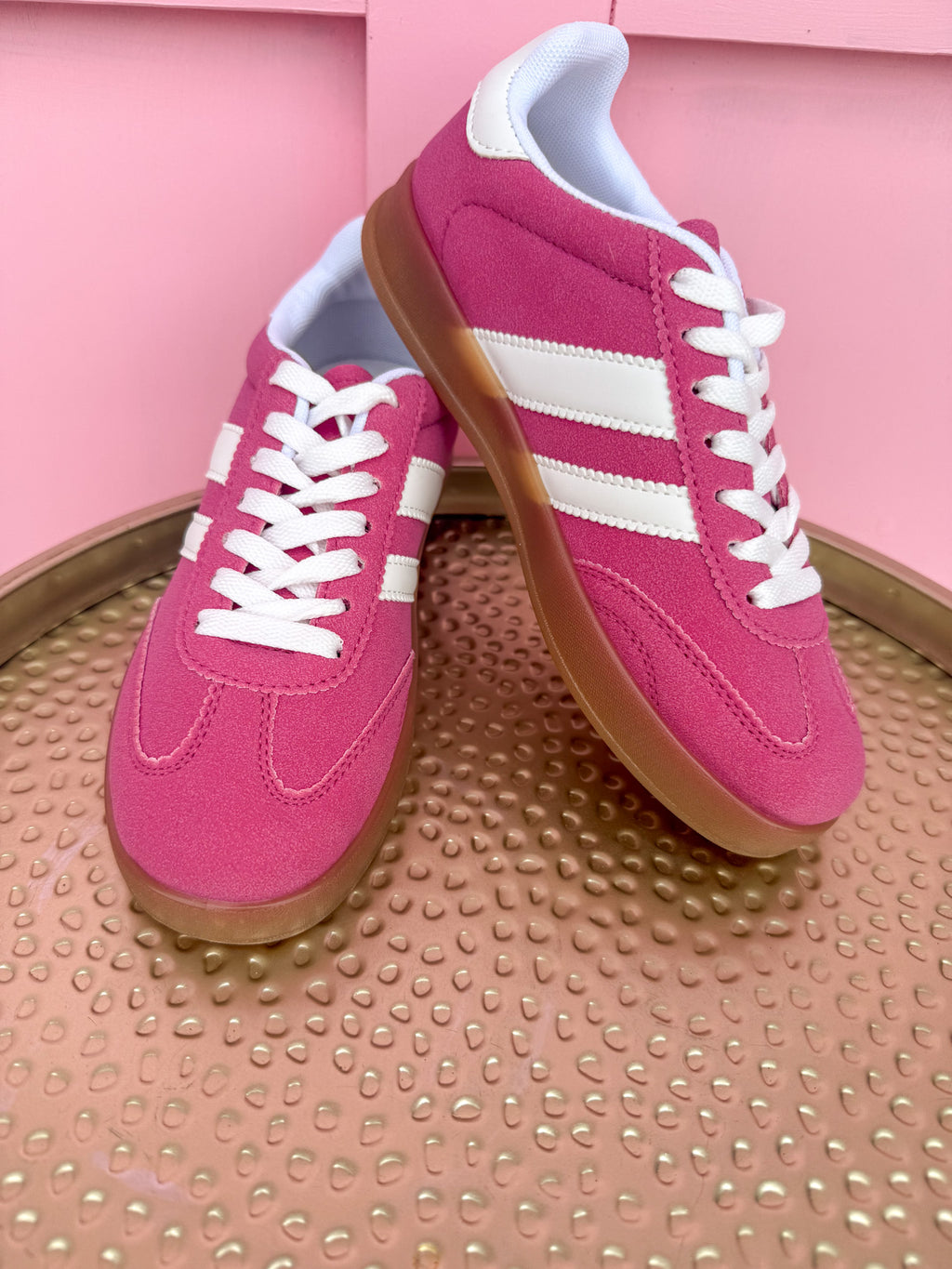 Cozy Crush Sneakers - Fuchsia