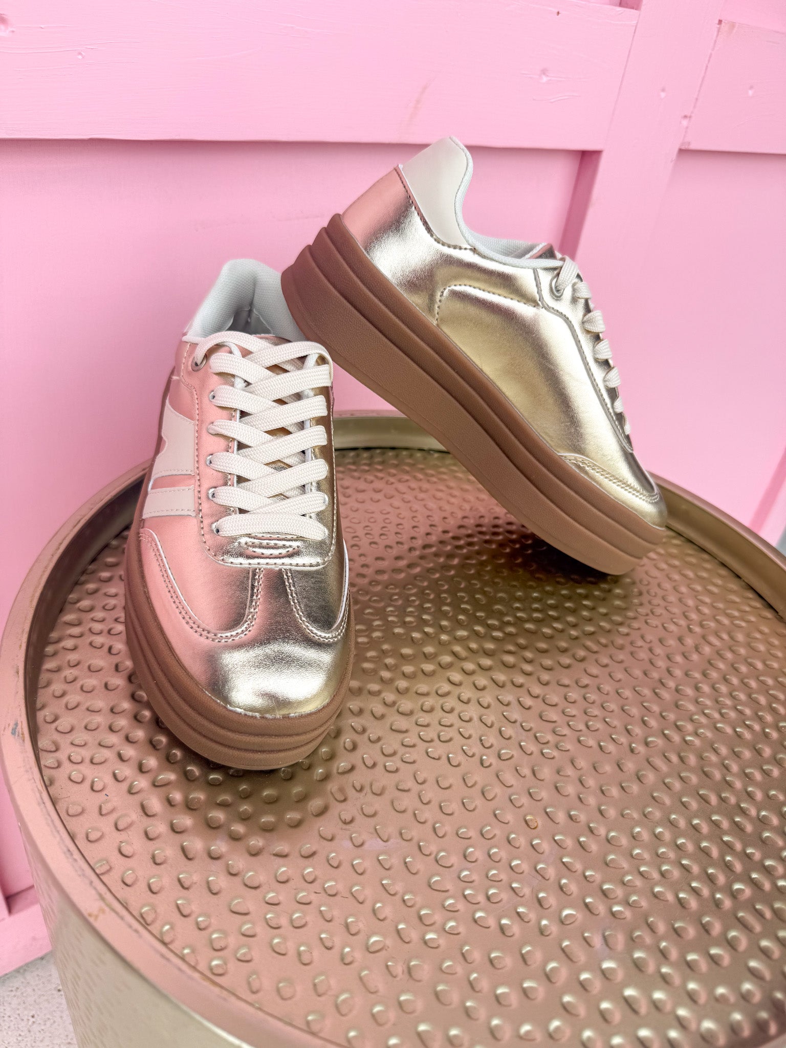 Good Times Ahead Sneakers - Gold/Beige