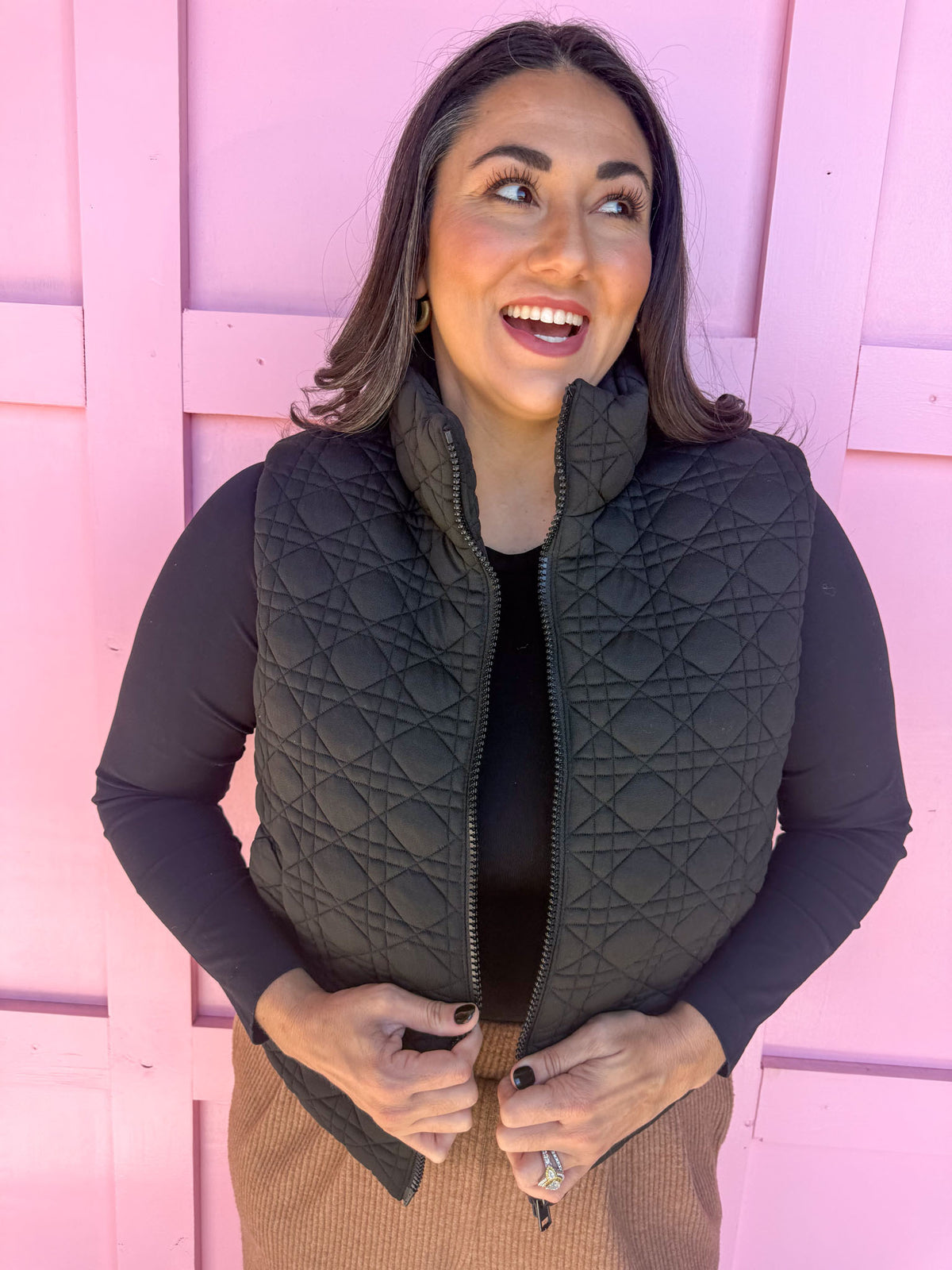 Pretty And Poised Vest - Black