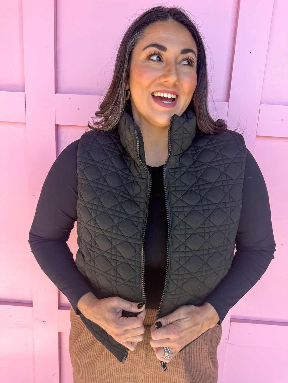 Pretty And Poised Vest - Black