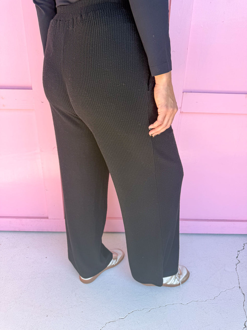 Ready To Flaunt Pants - Black