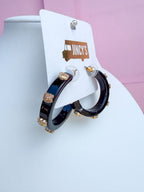 Black Acrylic Bulldog Head Hoop