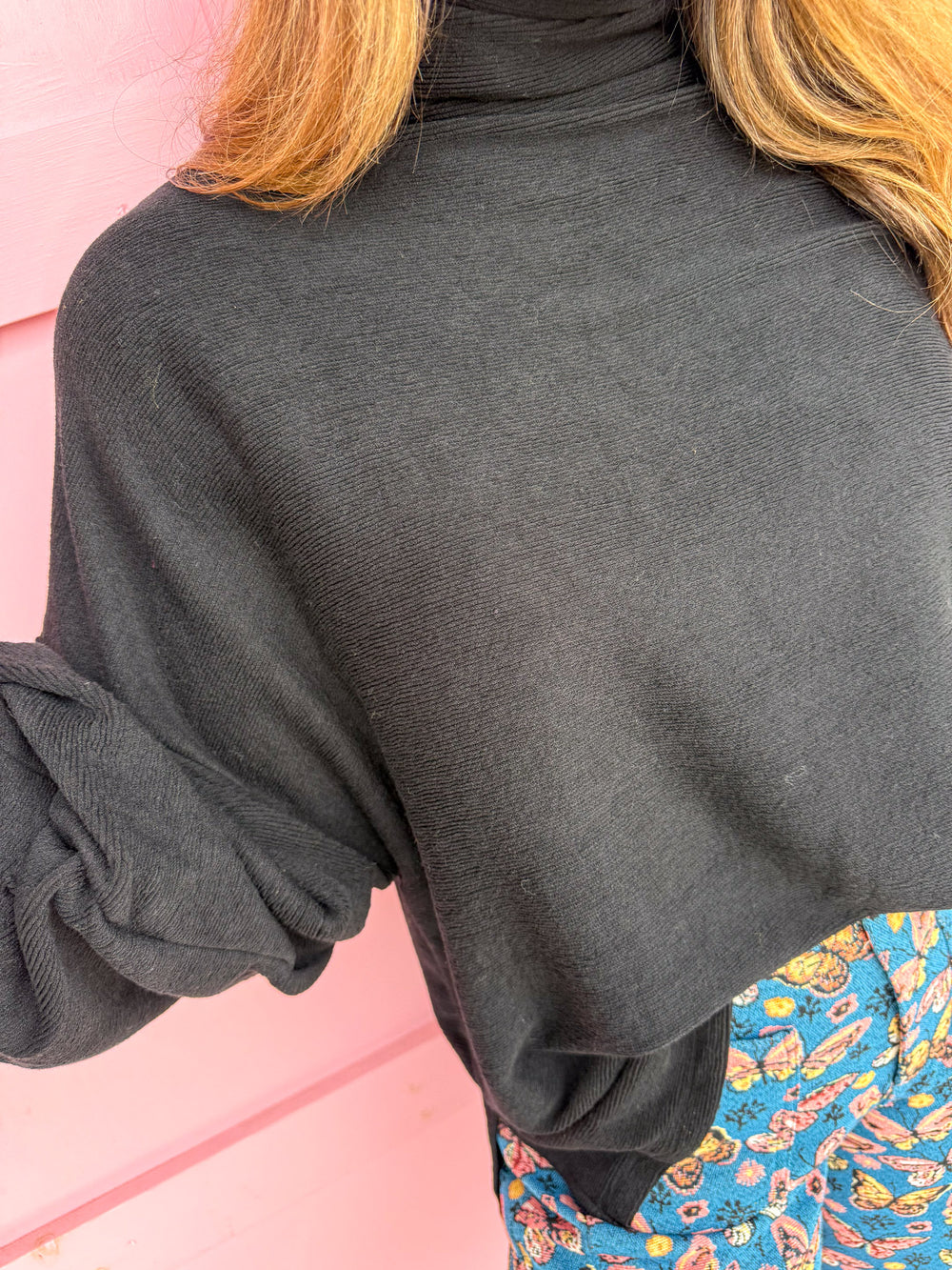 Cozy Wishes Top - Black