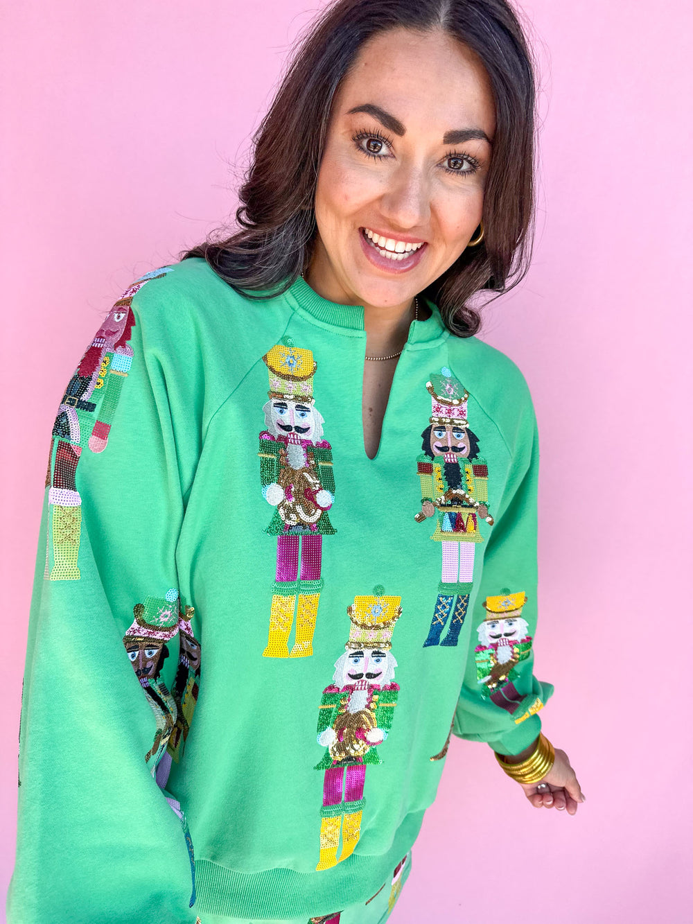 QUEEN OF SPARKLES | Green Nutcracker Band Sweatshirt