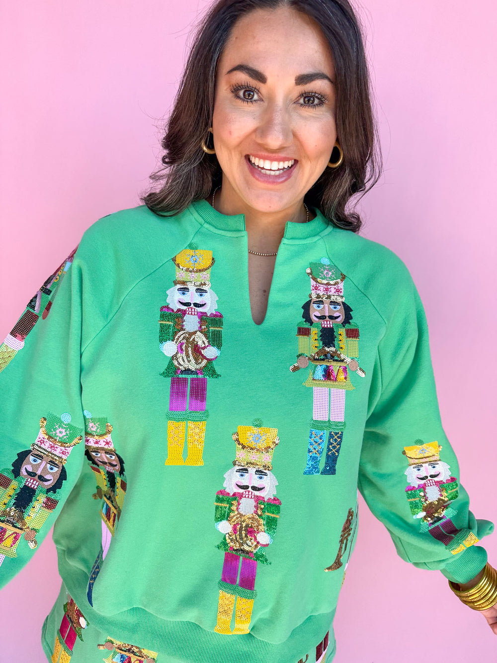 QUEEN OF SPARKLES | Green Nutcracker Band Sweatshirt