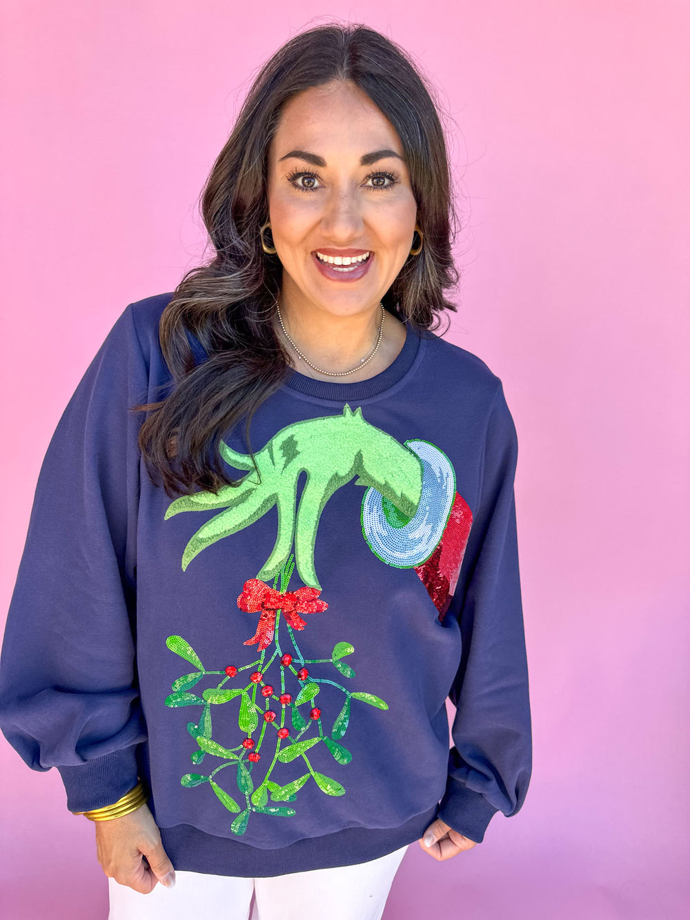 QUEEN OF SPARKLES | Navy Grinch Mistletoe Hand Sweatshirt