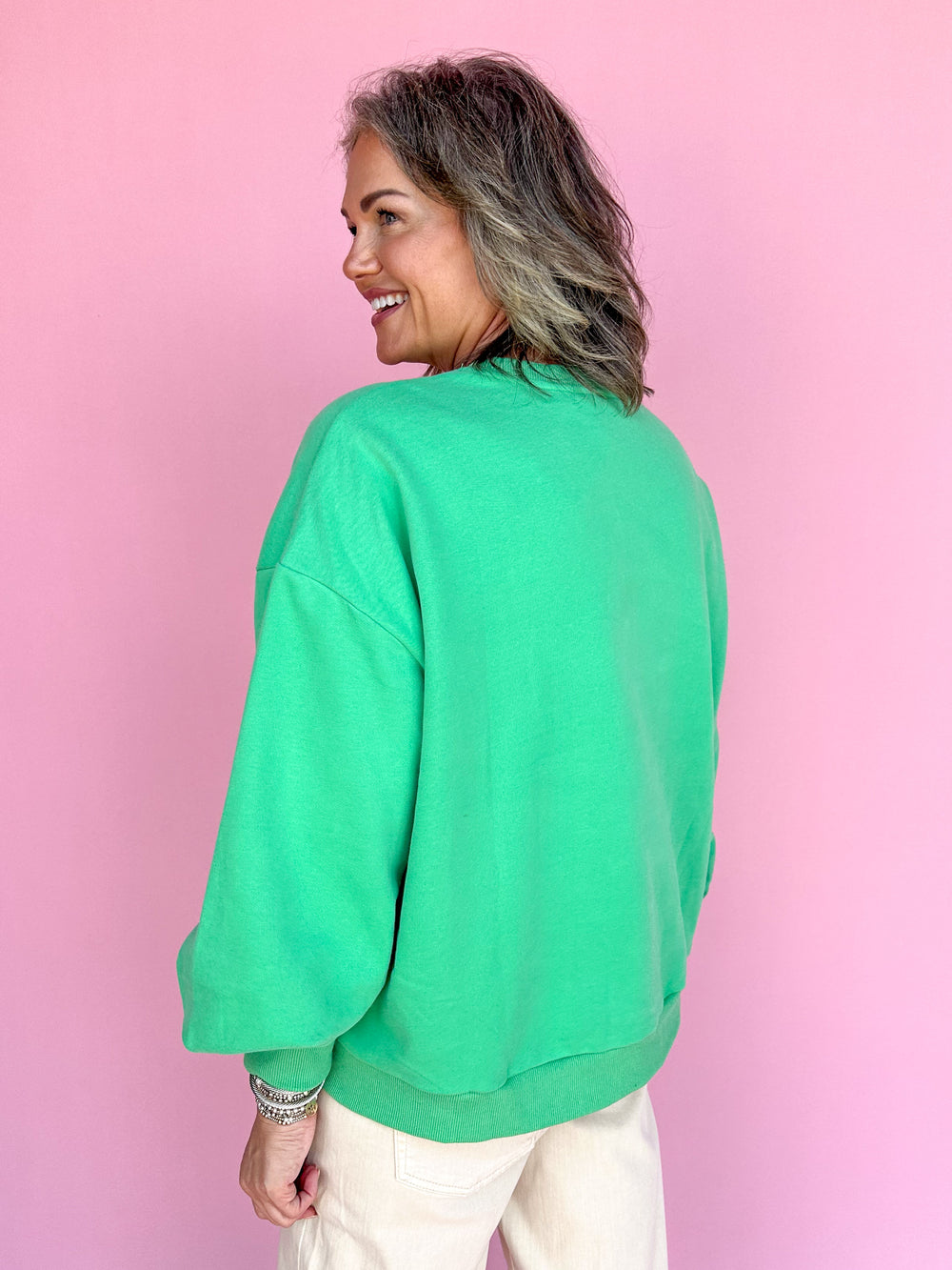 QUEEN OF SPARKLES | Green X Ray Heart Sweatshirt