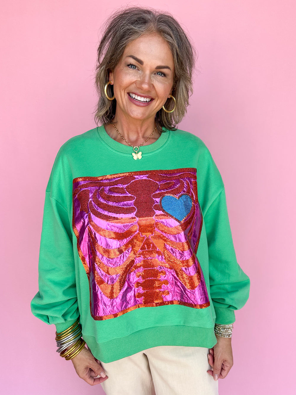 QUEEN OF SPARKLES | Green X Ray Heart Sweatshirt