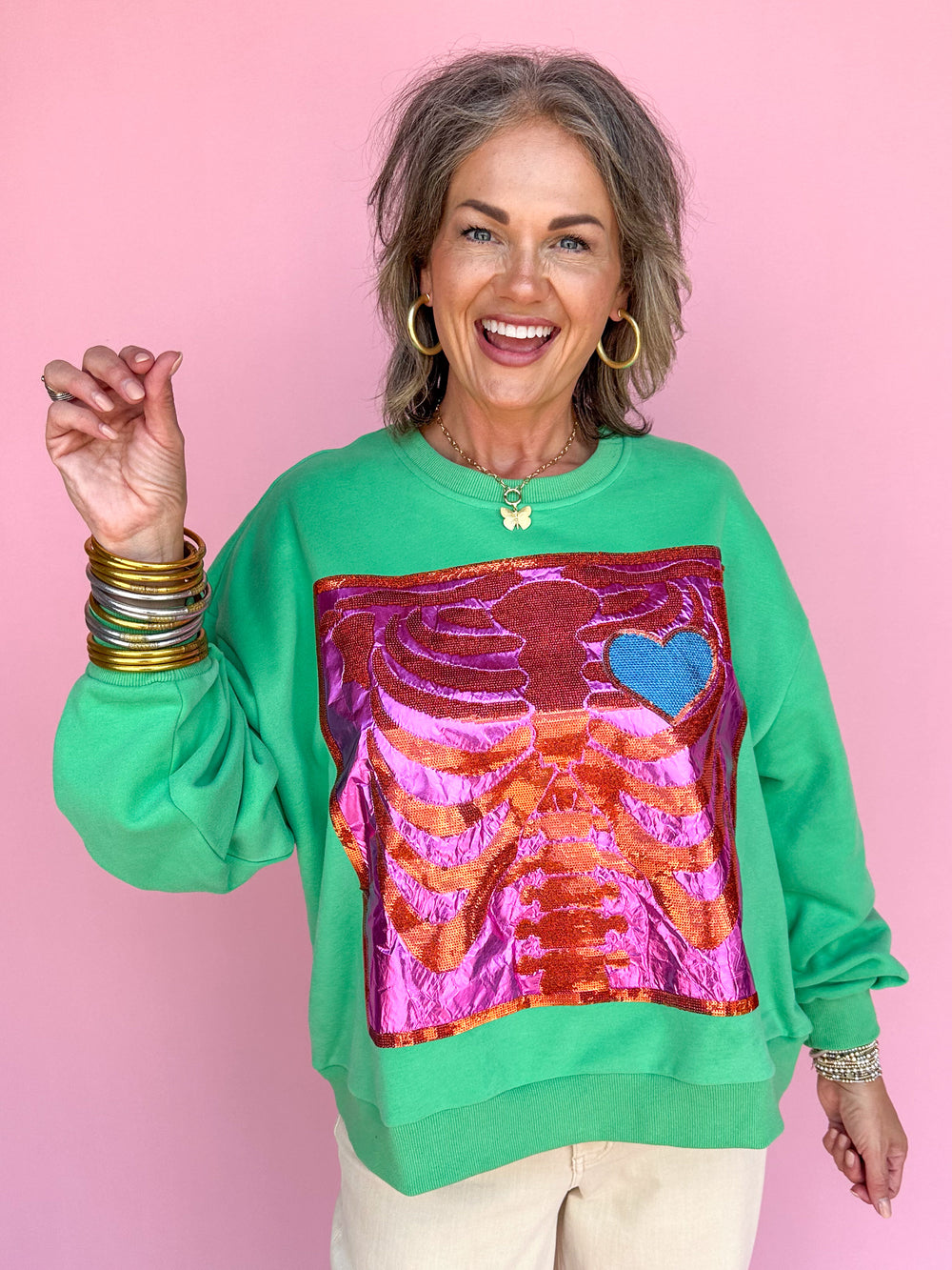 QUEEN OF SPARKLES | Green X Ray Heart Sweatshirt