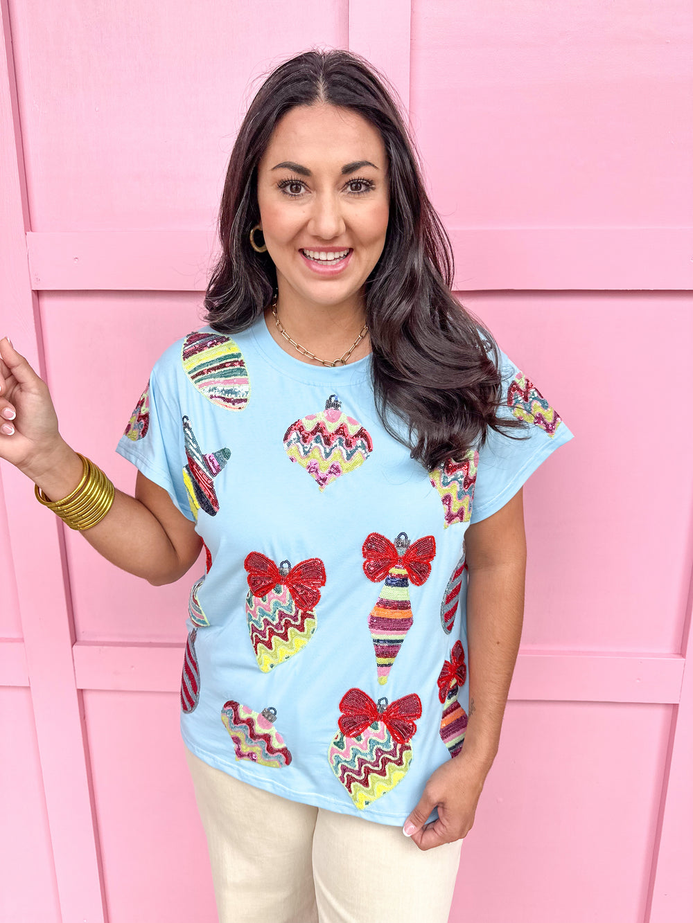 QUEEN OF SPARKLES | Light Blue Patterned Ornament & Bows Tee