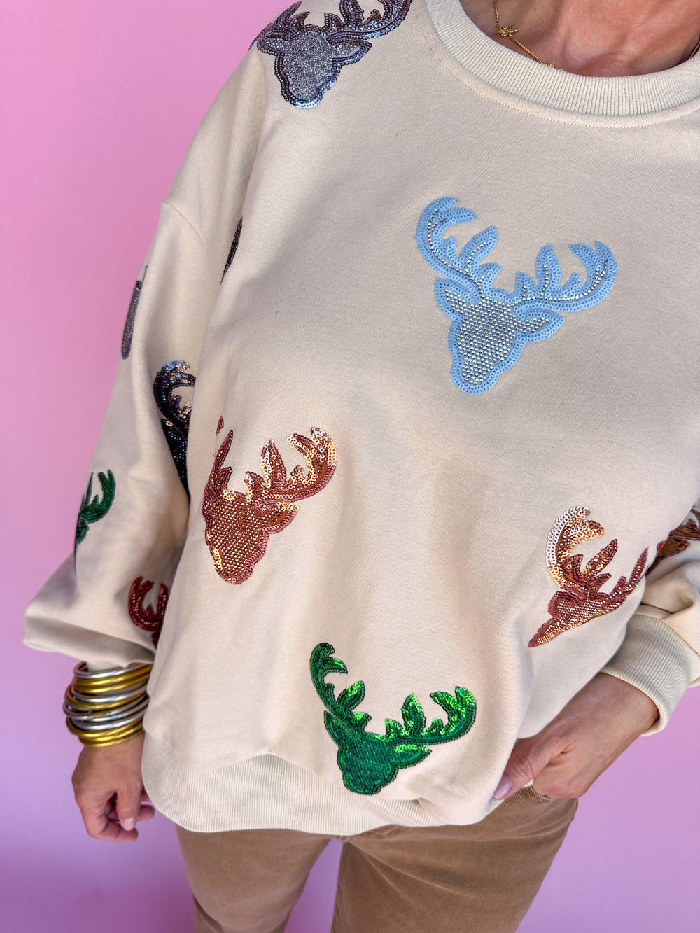 QUEEN OF SPARKLES | Beige Deer Head Sweatshirt