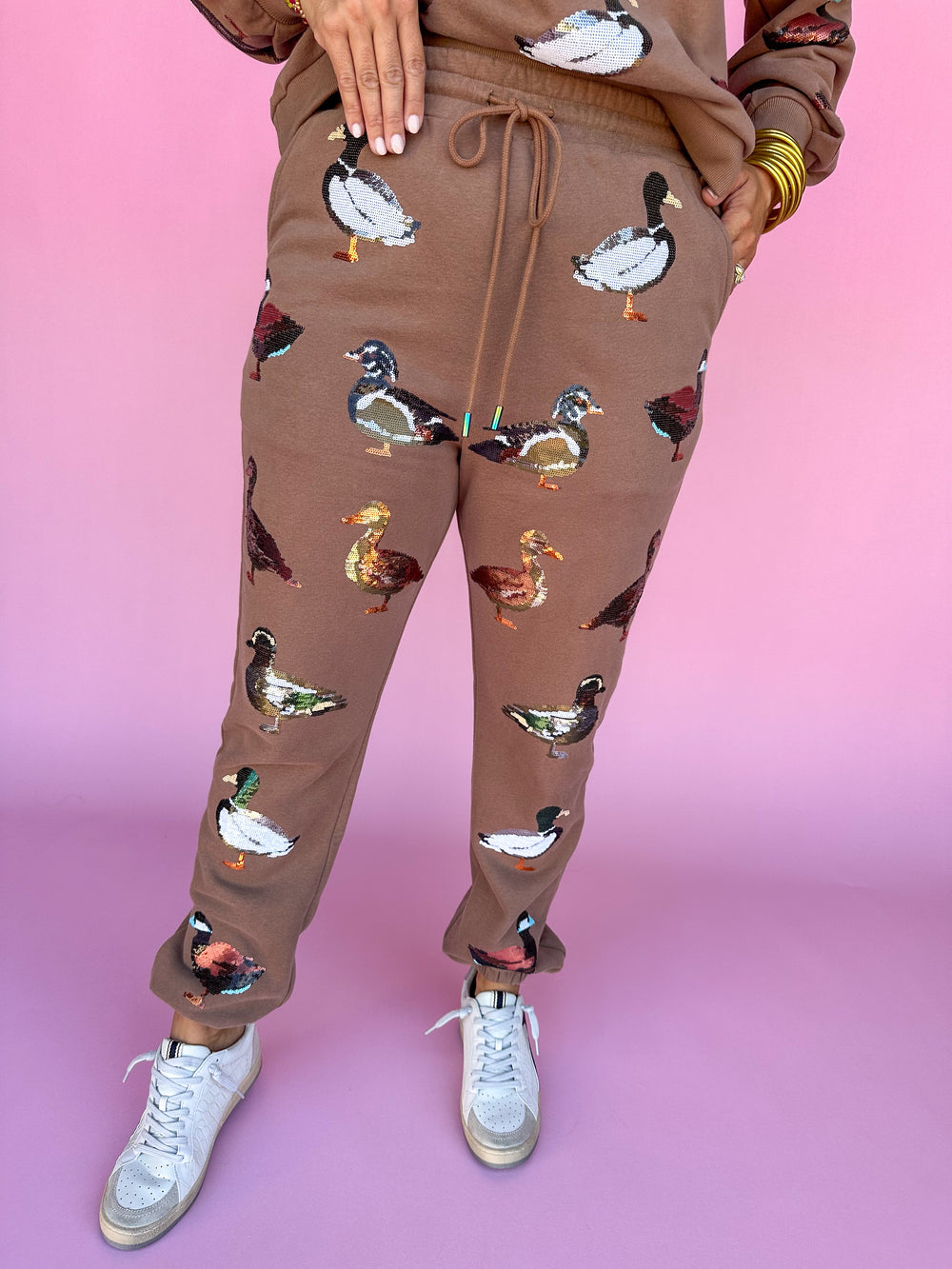 QUEEN OF SPARKLES | Brown Duck Jogger