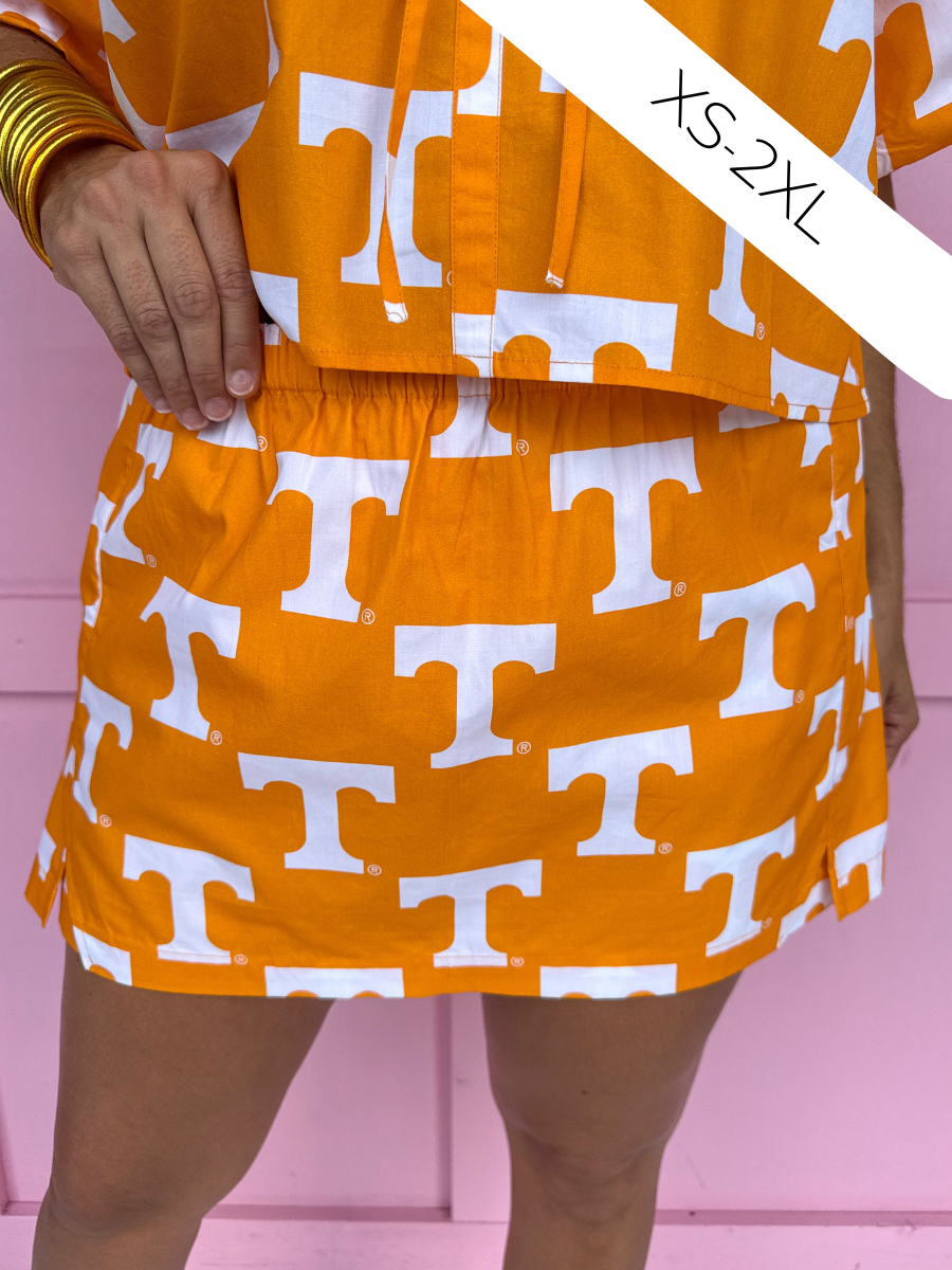 Stewart Simmons Poplin Skort Tennessee® Vols Gameday women's boutique Jincy's 