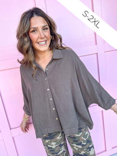 Jincy's Women's Boutique Duck & Camo Plus Size scalloped hem & sleeves button front espresso