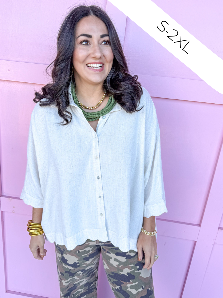 Jincy's Women's Boutique Duck & Camo Plus Size oatmeal scalloped hem button front