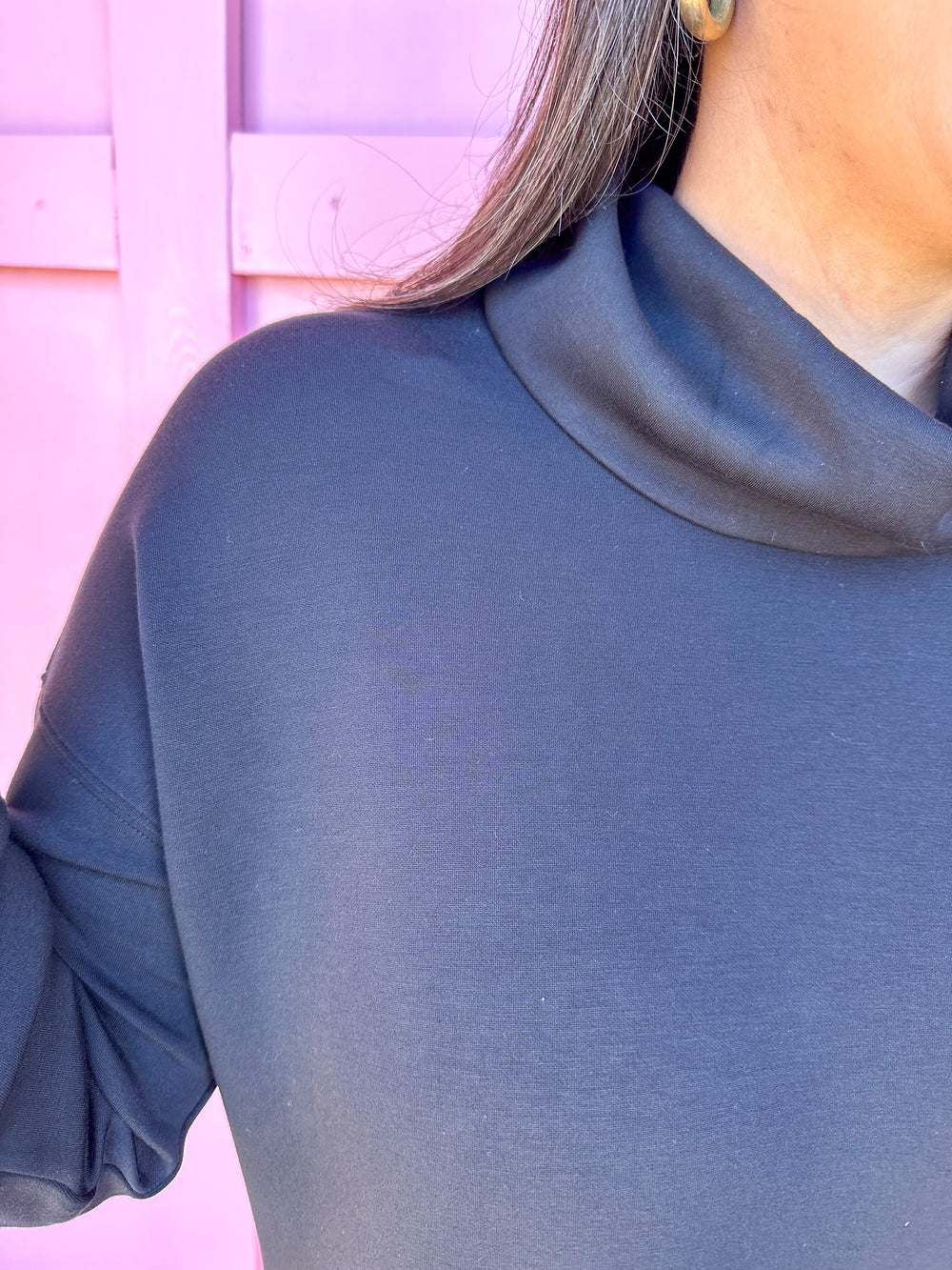 SPANX | AirEssentials Turtleneck Tunic - Very Black