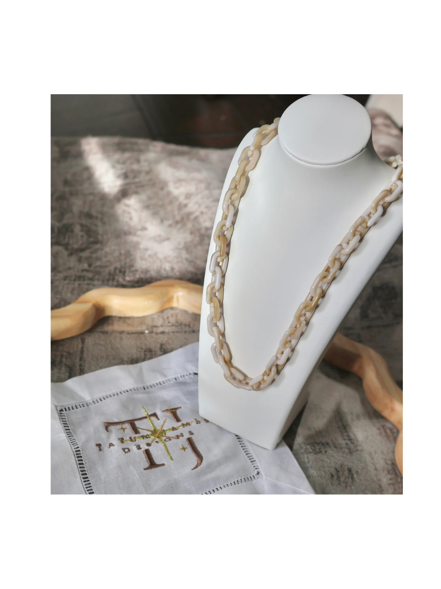 Tatum James | Link Necklace - Blonde Tortoise