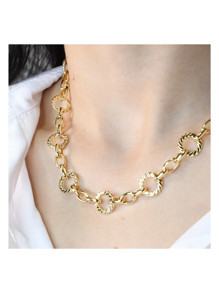 Treasure Jewels | Gold Circle Chain Link Necklace
