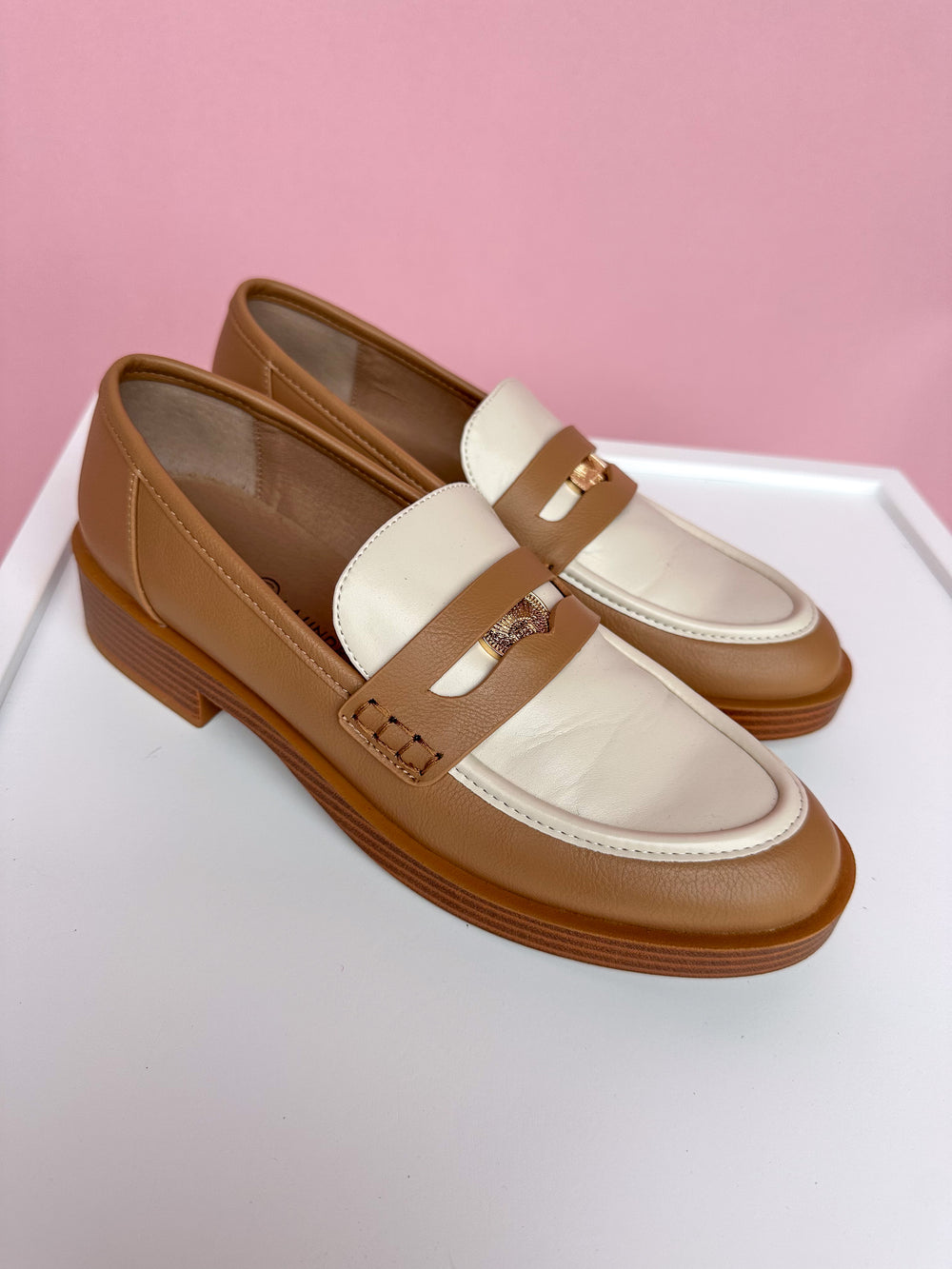 Chinese Laundry | Porter Casual Loafer - Bone/Camel