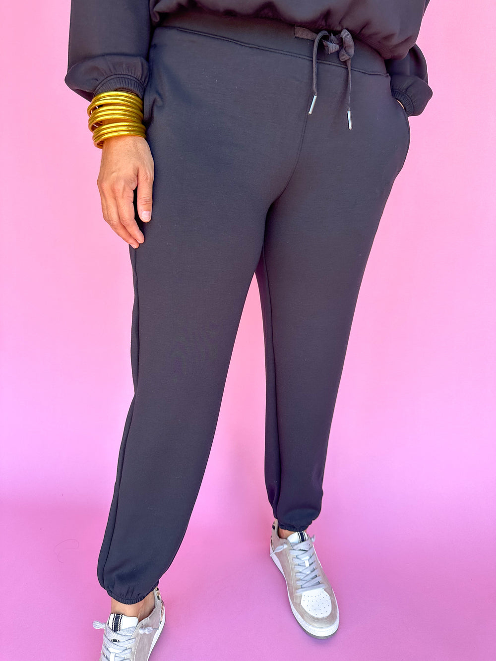 SPANX | AirEssentials Jogger Pant - Very Black