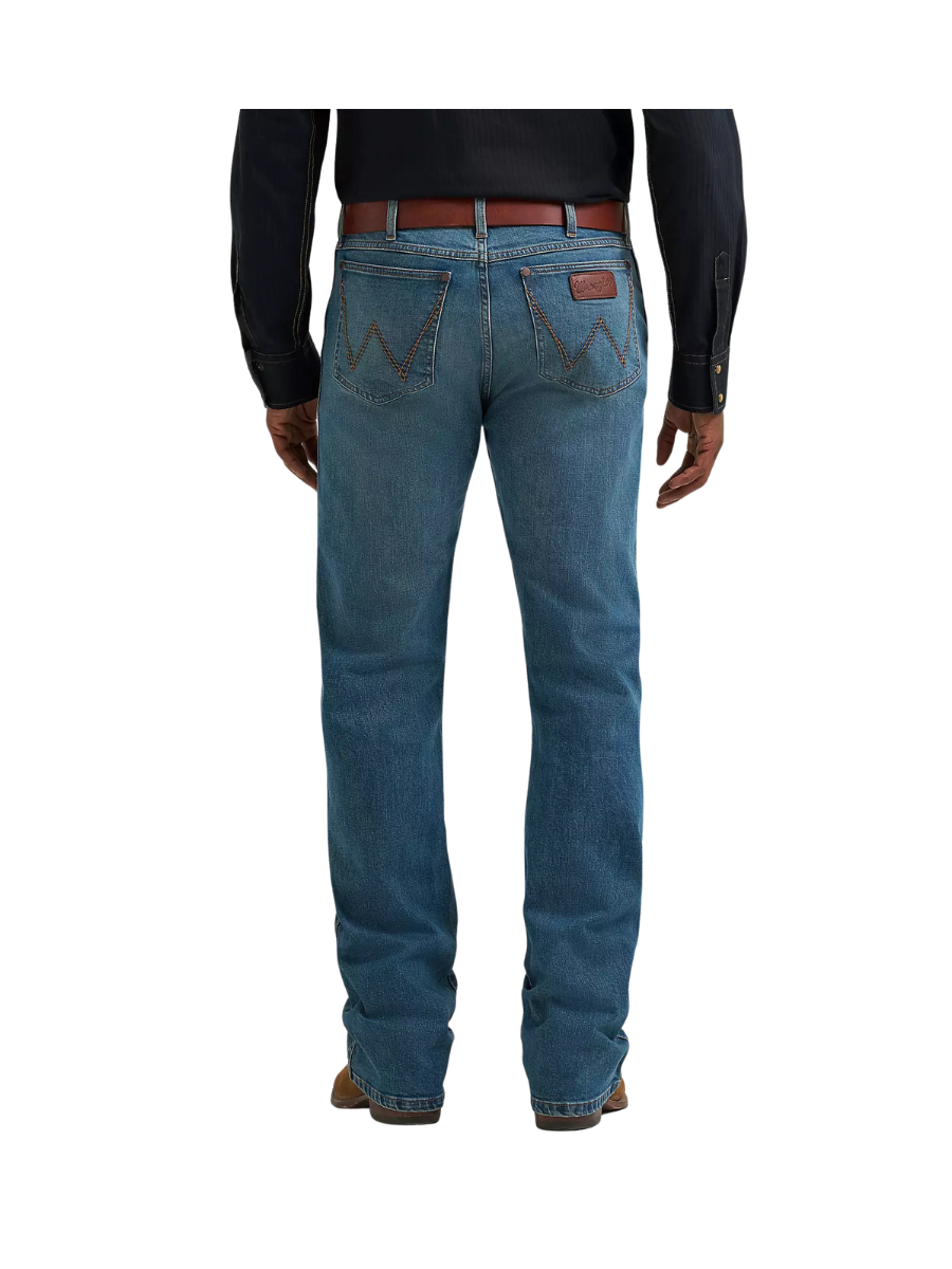 Wrangler | Wes - Men's Wrangler Retro® Slim Fit Bootcut Jean