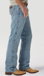 Wrangler Crest Retro Relaxed Fit Bootcut Jeans Men's Bottoms Pants Light Wash Jincy's Tripp