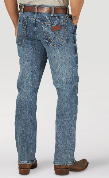 Wrangler Greeley Retro Relaxed Fit Bootcut Jean Medium Wash Men's Jeans Denim Jincy's Tripp